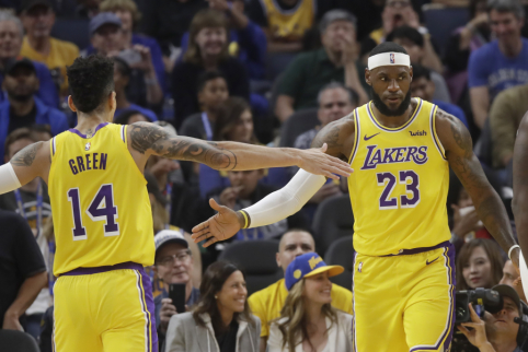 L.Jamesas nuvedė „Lakers“ į dar vieną pergalę