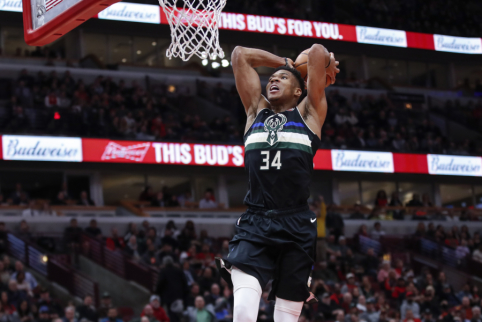 NBA dienos dešimtuko viršūnėje - G.Antetokounmpo