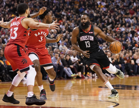J.Hardeną pristabdžiusi „Raptors“ vis tiek neatsilaikė prieš „Rockets“